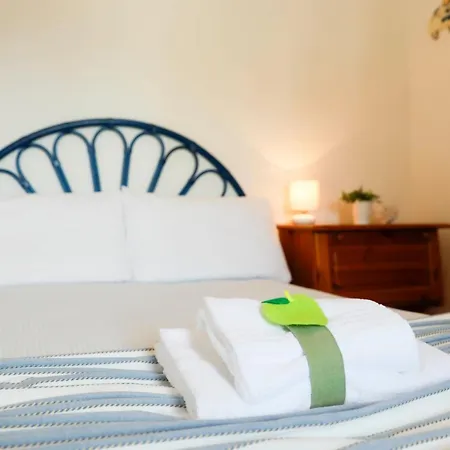 Il Melo Lägenhetshotell Porto Torres