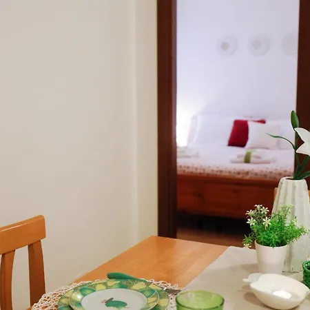 Il Melo 3* פורטו טורס